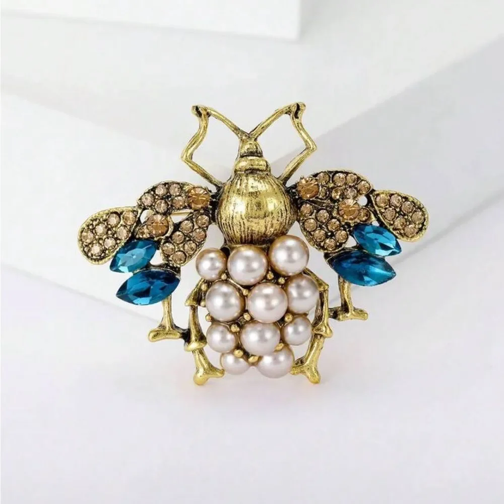 Diamond Bee Brooch M1426